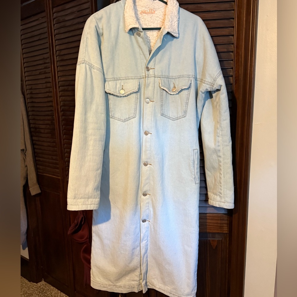 Ecru Lab Women’s Long Denim Coat with Sherpa lining sz xs